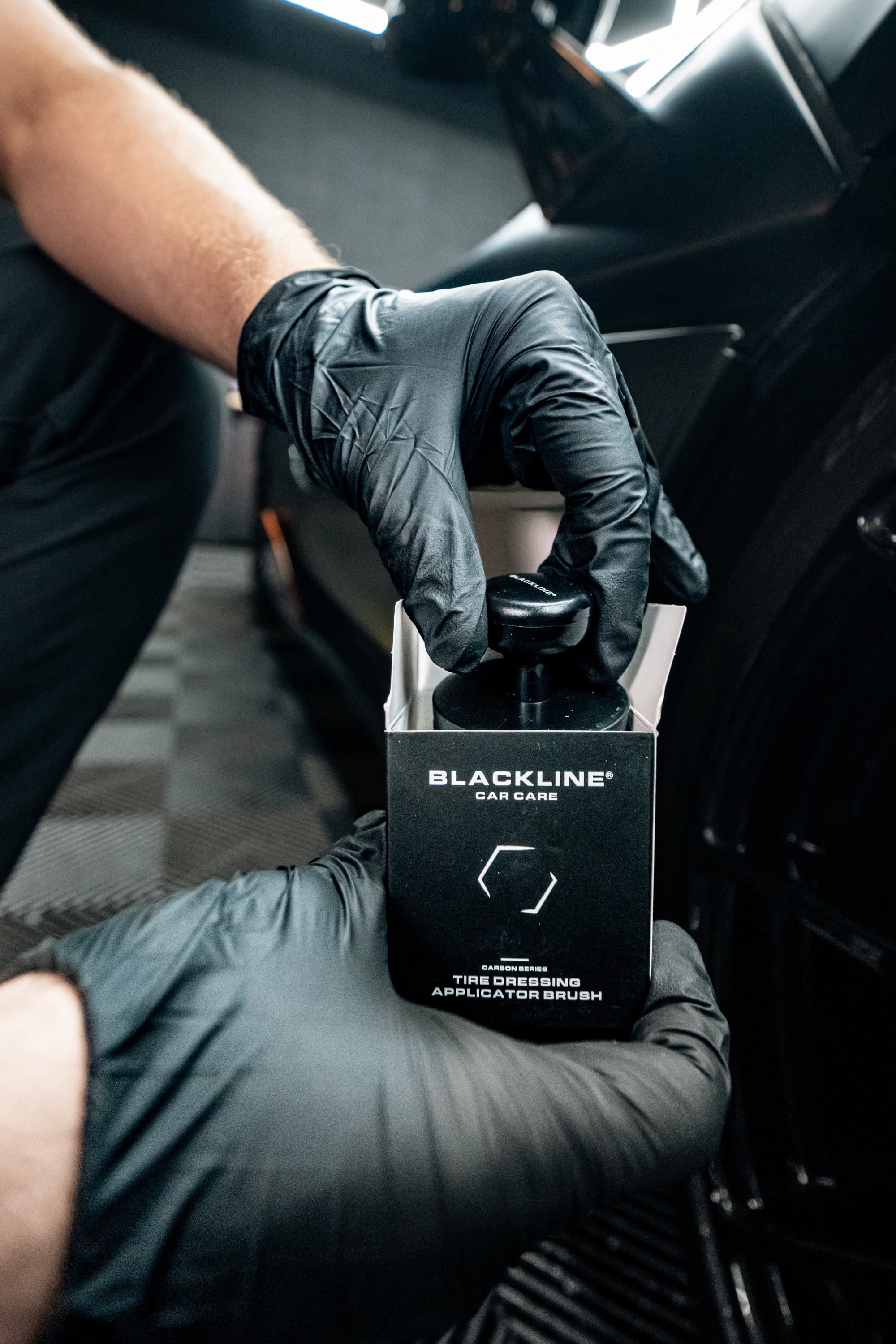 BLACKLINE Tire Shine Applicator Brush