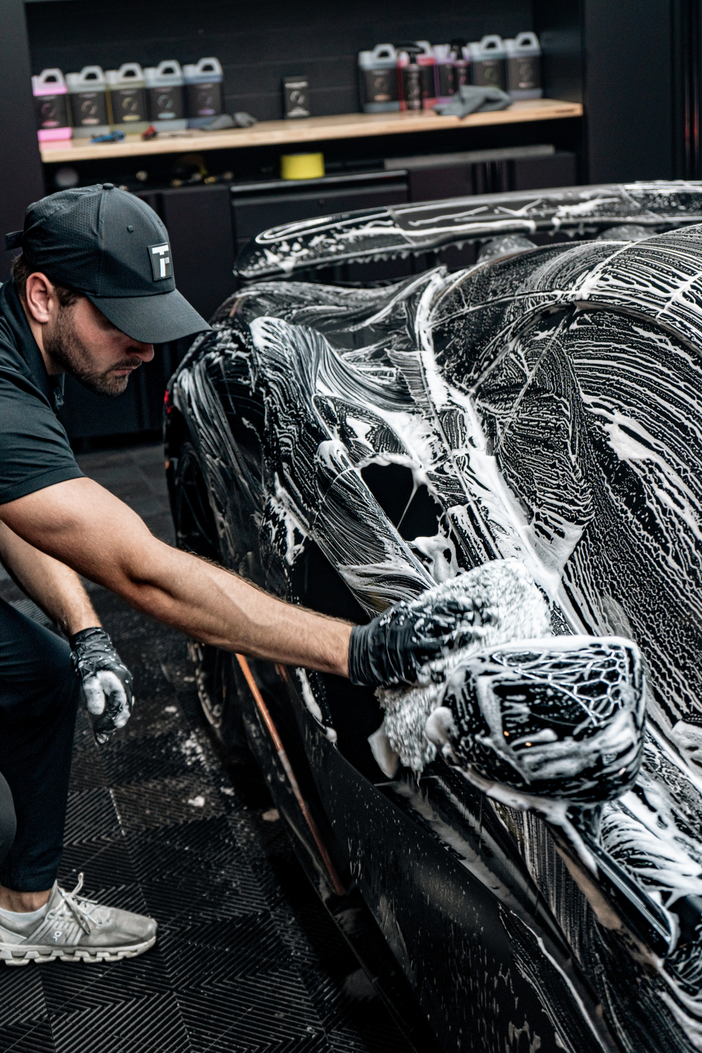 BLACKLINE Microfiber Wash Mitt